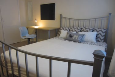 3 bed flat, Minute walk to university, Middle Street, Near university, Portsmouth, PO54BX - Image 4